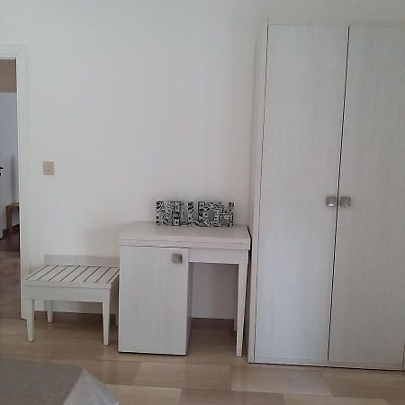 Casa Luna Apartment Montesilvano Bagian luar foto